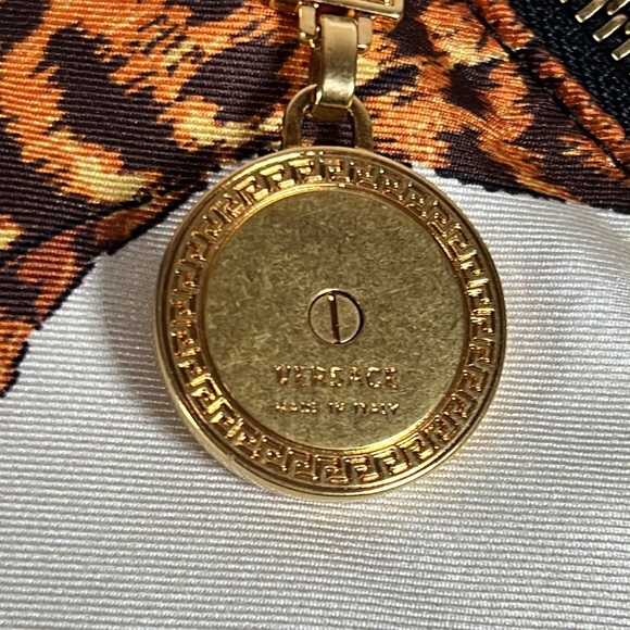 Versace Pillow Talk Silk Wild Leopard Shoulder Bag - Picture 11 of 13